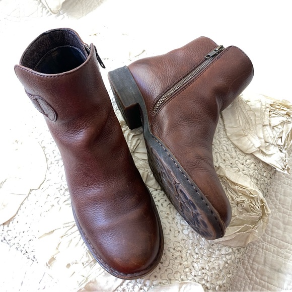 Born Brown Leather Ankle Boots Zip Up Sides Size 8 - Picture 15 of 16
